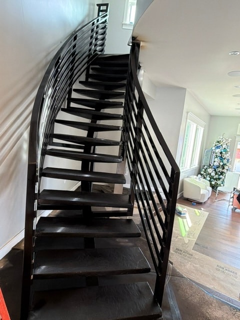 Architectural metal staircase handrail